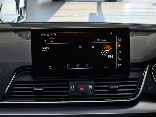 2025-Audi-Q5-Sportback-quattro-ADV-Auto-40-TDI image:8