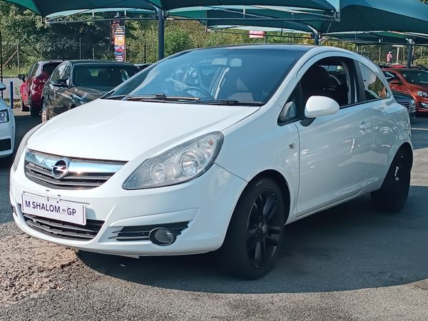 2014-Opel-Corsa-14-Sport-3-dr image:1