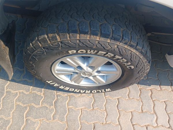 2012-Toyota-Hilux-30-D-4D-Raider-Xtra-Cab image:10