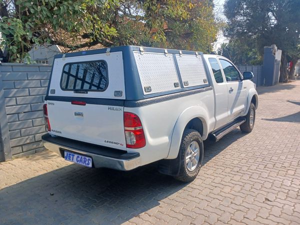 2012-Toyota-Hilux-30-D-4D-Raider-Xtra-Cab image:7