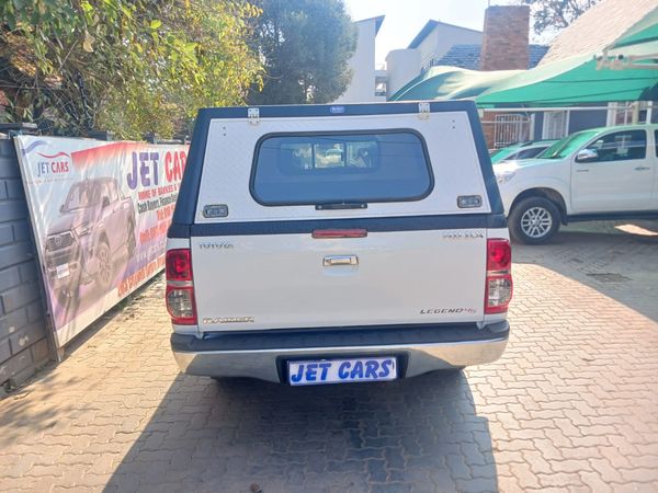 2012-Toyota-Hilux-30-D-4D-Raider-Xtra-Cab image:8