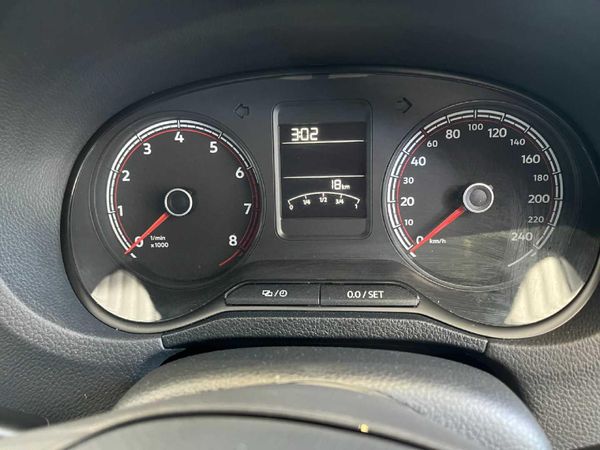 2026-Volkswagen-Polo-Vivo-14 image:8