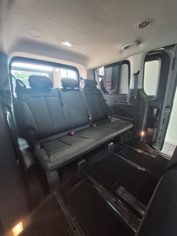 2025-Hyundai-Staria-22d-Elite-Auto image:9