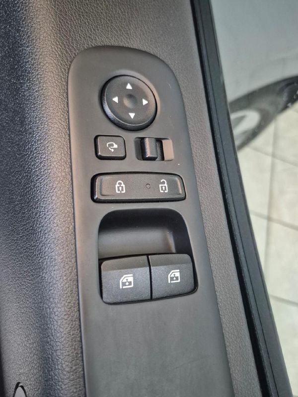 2025-Hyundai-Staria-22d-Elite-Auto image:13
