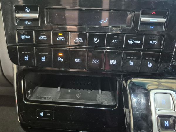 2025-Hyundai-Staria-22d-Elite-Auto image:25
