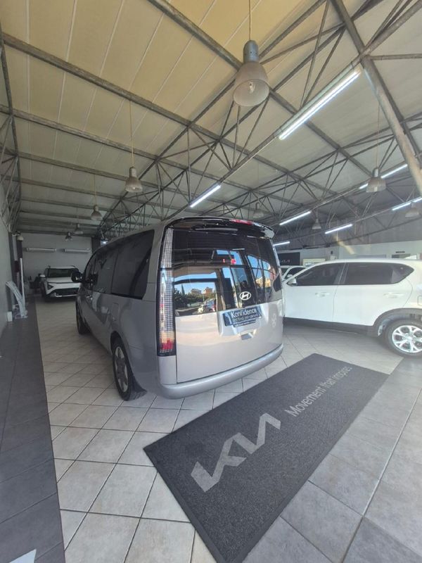 2025-Hyundai-Staria-22d-Elite-Auto image:7
