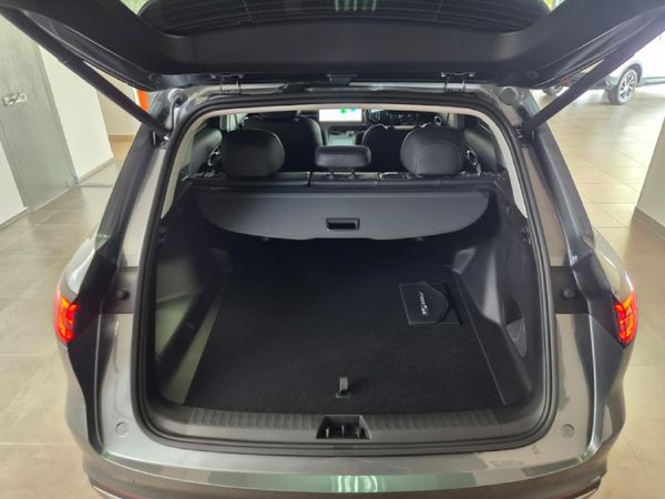 2026-Geely-E5-EM-i-Apex-Phev image:9