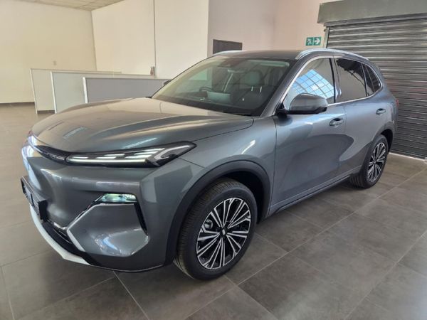 2026-Geely-E5-EM-i-Apex-Phev image:1
