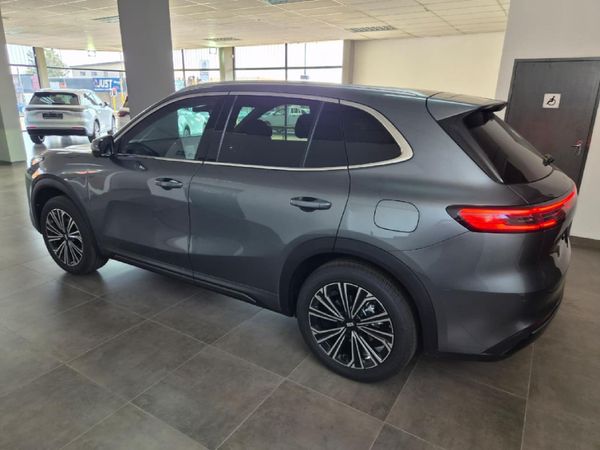 2026-Geely-E5-EM-i-Apex-Phev image:2