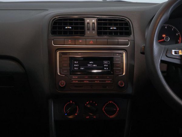 2023-Volkswagen-Polo-Vivo-16-Comfortline-Auto-5-dr image:13
