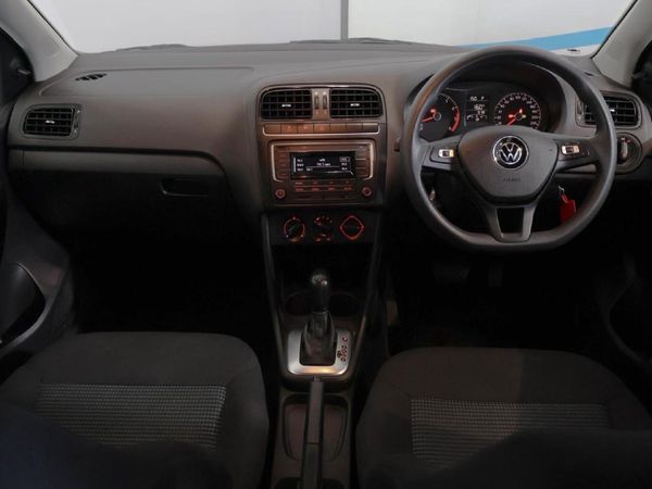 2023-Volkswagen-Polo-Vivo-16-Comfortline-Auto-5-dr image:8