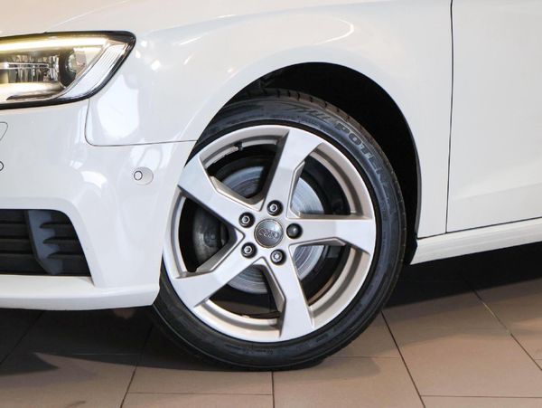 2021-Audi-A3-Sportback-10-TFSI-Auto-30-TFSI image:4