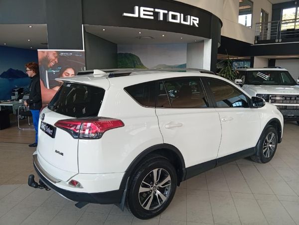 2017-Toyota-RAV4-20-GX-Auto image:5