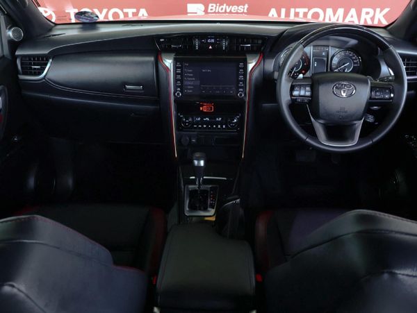 2025-Toyota-Fortuner-28-GD-6-RB-Auto image:13