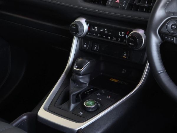 2023-Toyota-RAV4-25-VX-Hybrid-CVT-E-Four image:15