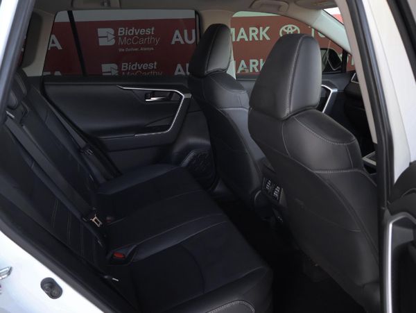 2023-Toyota-RAV4-25-VX-Hybrid-CVT-E-Four image:19