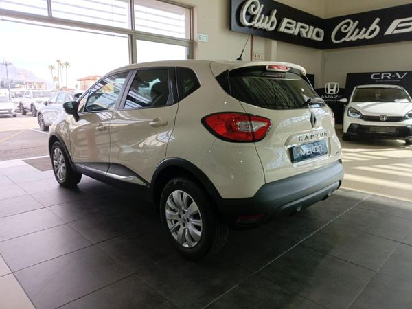 2017-Renault-Captur-900T-Expression-66kW image:3