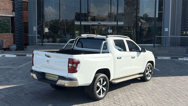 2023-Peugeot-Landtrek-19D-4Action-4x4-Double-Cab-Auto image:10