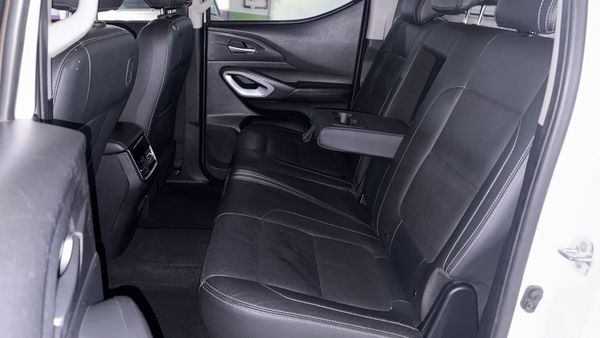 2023-Peugeot-Landtrek-19D-4Action-4x4-Double-Cab-Auto image:20