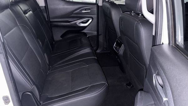 2023-Peugeot-Landtrek-19D-4Action-4x4-Double-Cab-Auto image:21