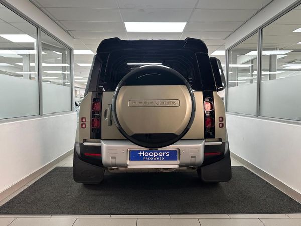 2024-Land-Rover-Defender-110-D250-SE image:4
