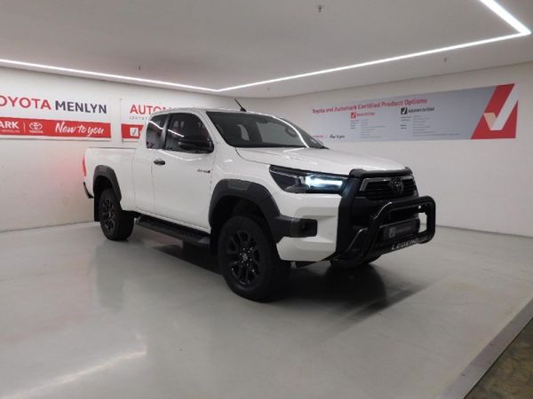 2025-Toyota-Hilux-28-GD-6-Raised-Body-Legend-4x4-Auto-Extended-Cab image:2