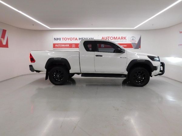 2025-Toyota-Hilux-28-GD-6-Raised-Body-Legend-4x4-Auto-Extended-Cab image:3