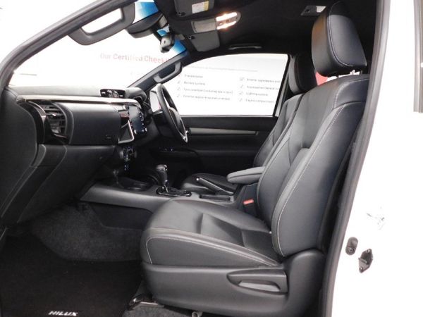2025-Toyota-Hilux-28-GD-6-Raised-Body-Legend-4x4-Auto-Extended-Cab image:6
