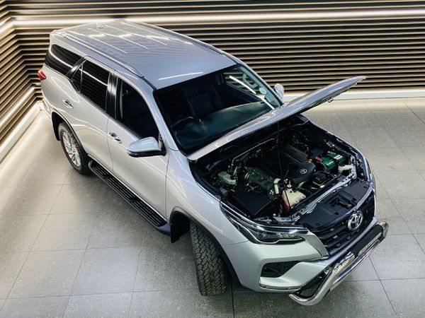 2021-Toyota-Fortuner-28-GD-6-Raised-Body-Auto image:3