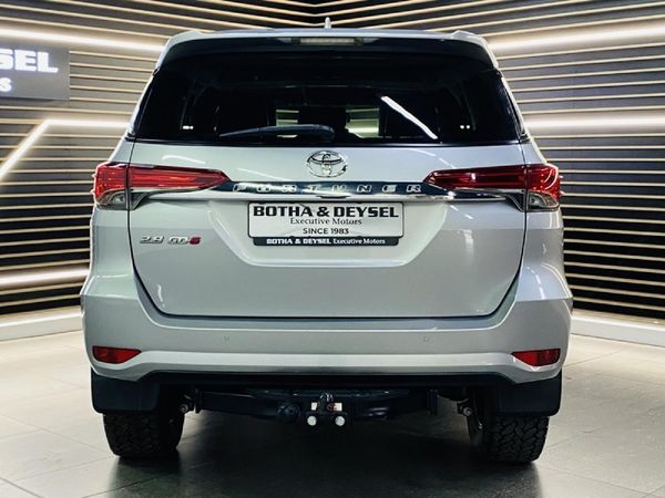 2021-Toyota-Fortuner-28-GD-6-Raised-Body-Auto image:7