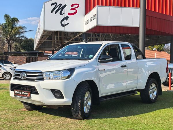2017-Toyota-Hilux-24-GD-6-Raised-Body-SRX-Extended-Cab image:2