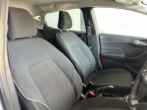 2018-Ford-Fiesta-10-EcoBoost-Trend-5-dr image:10
