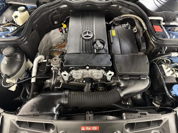 2010-Mercedes-Benz-C-Class-C-180K-BE-Elegance-Auto image:13
