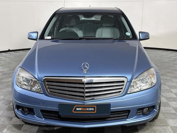 2010-Mercedes-Benz-C-Class-C-180K-BE-Elegance-Auto image:15