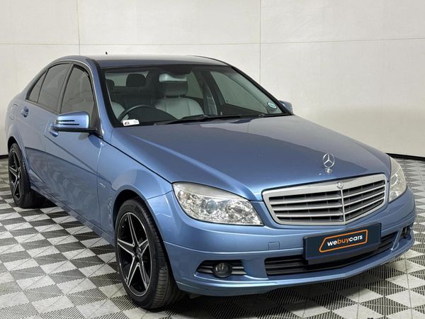 2010-Mercedes-Benz-C-Class-C-180K-BE-Elegance-Auto image:16