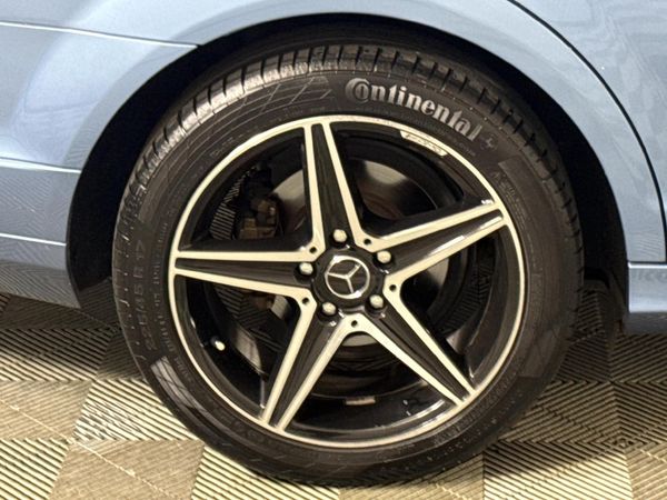 2010-Mercedes-Benz-C-Class-C-180K-BE-Elegance-Auto image:7