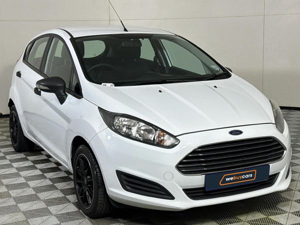 2015-Ford-Fiesta-14-Ambiente-5-dr image:13