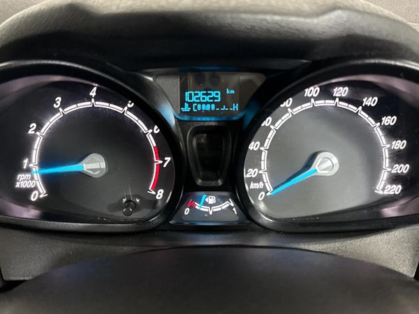 2015-Ford-Fiesta-14-Ambiente-5-dr image:2