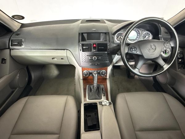 2007-Mercedes-Benz-C-Class-C-200K-Elegance-Auto image:1
