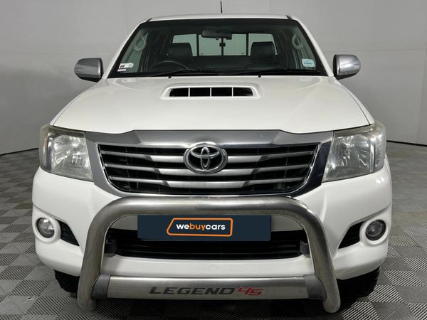 2015-Toyota-Hilux-30-D-4D-Legend-45-Xtra-Cab image:12