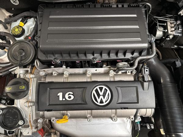 2018-Volkswagen-Polo-GP-16-Comfortline image:11
