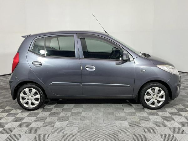 2016-Hyundai-i10-11-Motion-Auto image:16