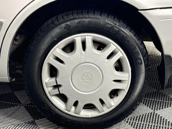 2002-Toyota-Corolla-160i-GLE-Auto image:6