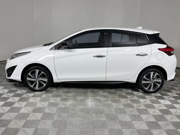 2019-Toyota-Yaris-15-Sport-5-dr image:18