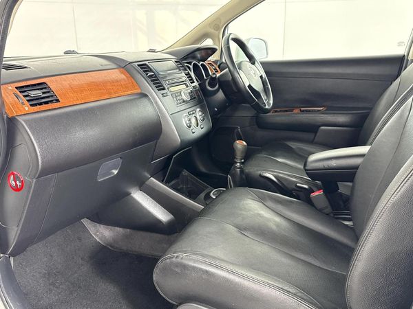 2013-Nissan-Tiida-18-Acenta image:8