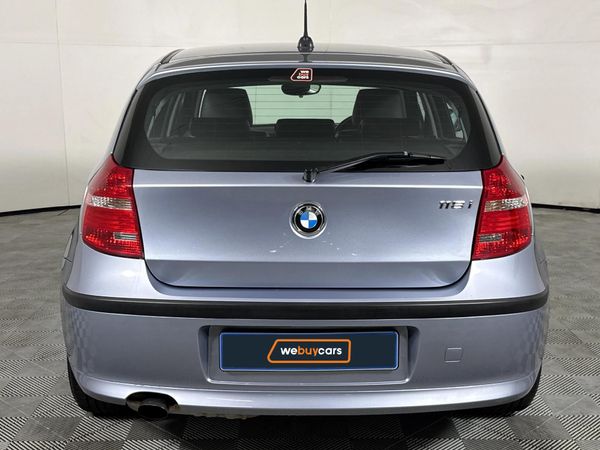 2011-BMW-1-Series-118i-5-dr image:11