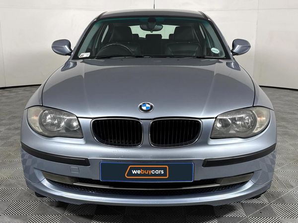 2011-BMW-1-Series-118i-5-dr image:8