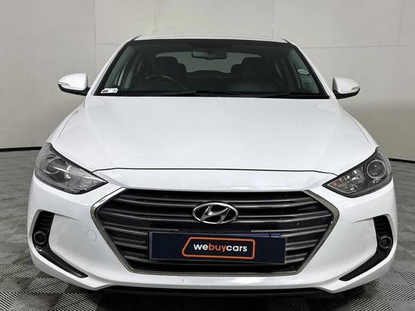 2019-Hyundai-Elantra-16-Executive image:14