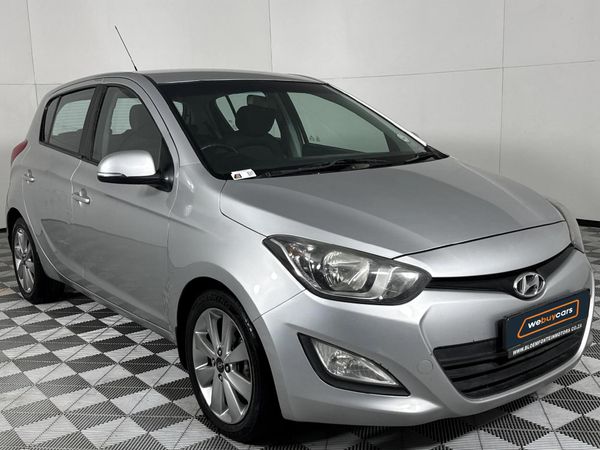 2013-Hyundai-i20-14-Glide image:15