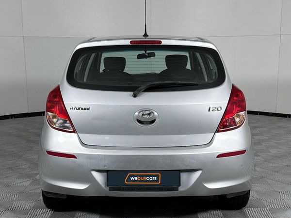 2013-Hyundai-i20-14-Glide image:17